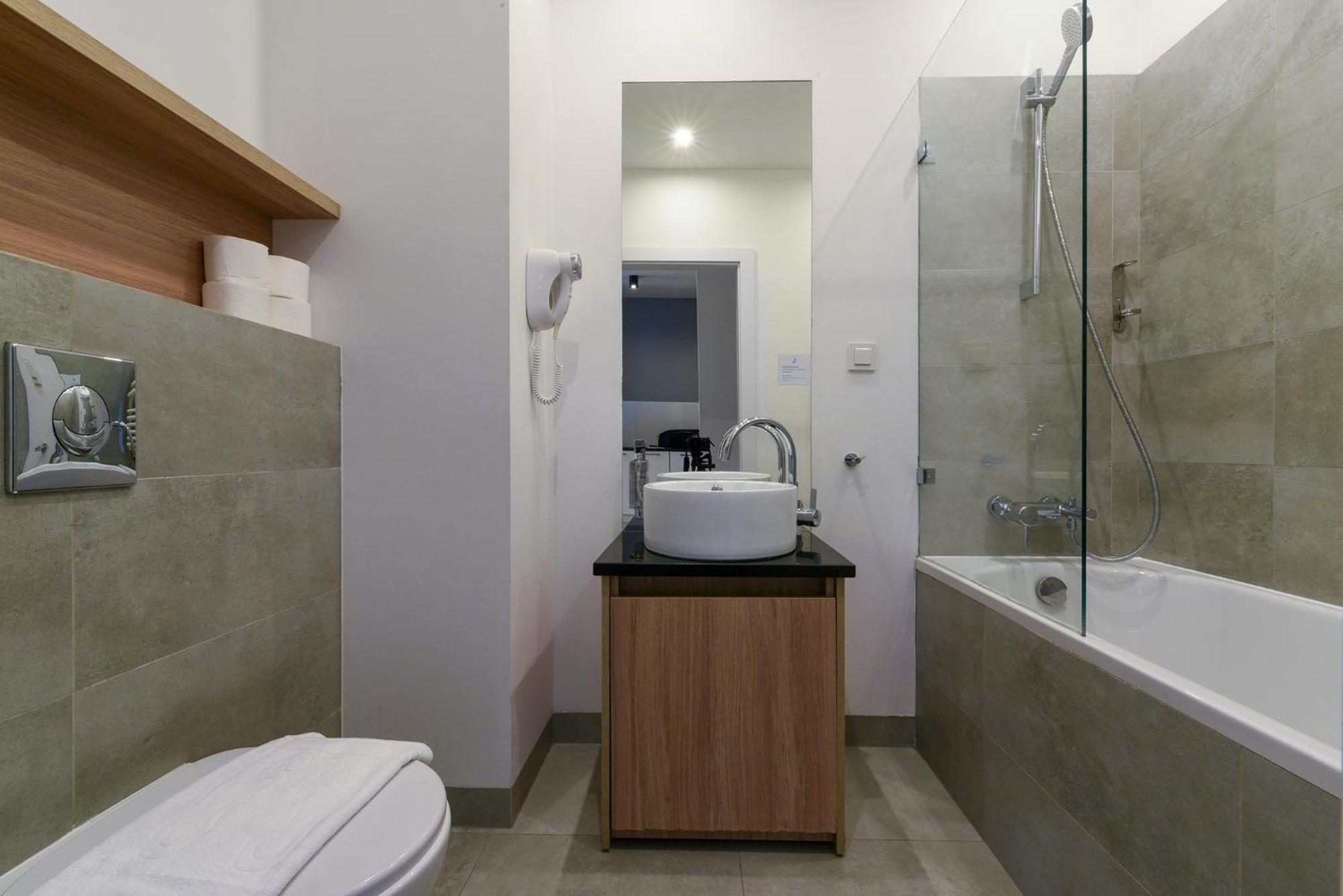 Rentplanet - Apartament Slawinska ワルシャワ エクステリア 写真