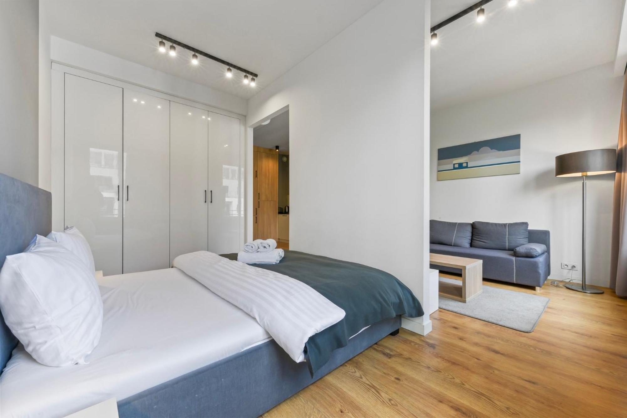 Rentplanet - Apartament Slawinska ワルシャワ エクステリア 写真